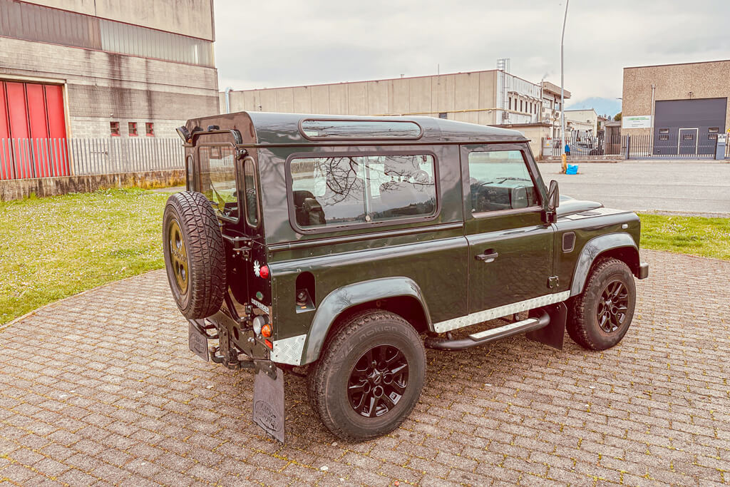 Land Rover Defender TD4 2.4