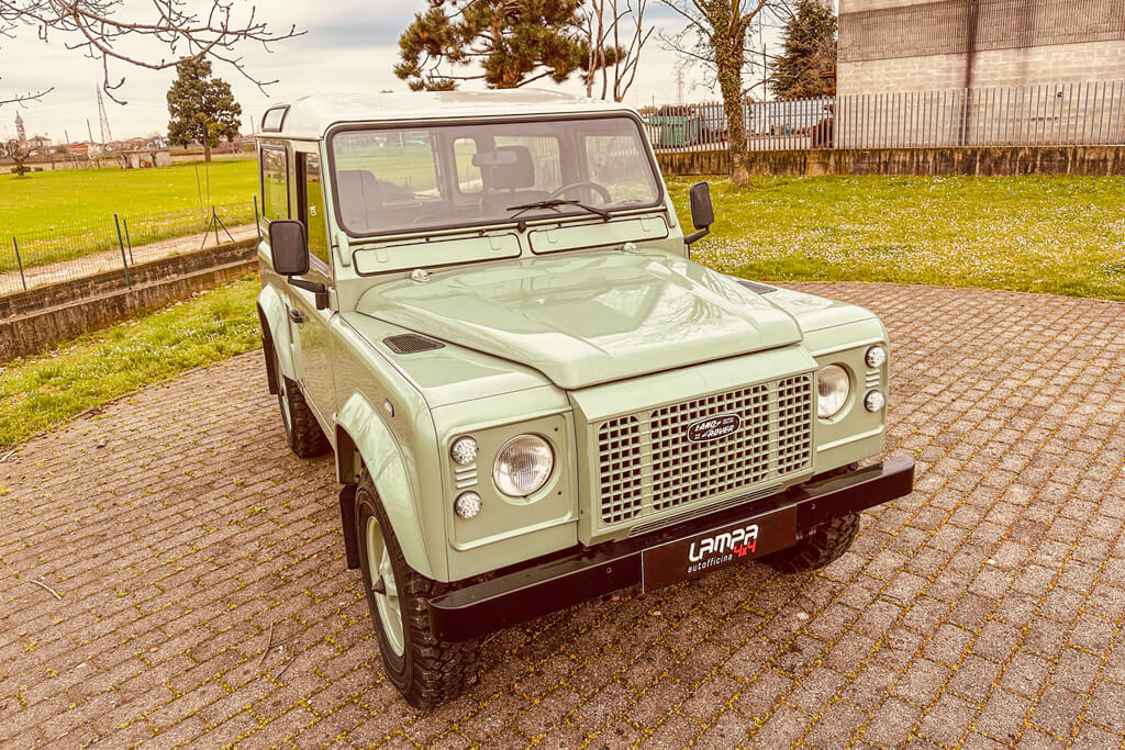 Land Rover Defender TDI 200